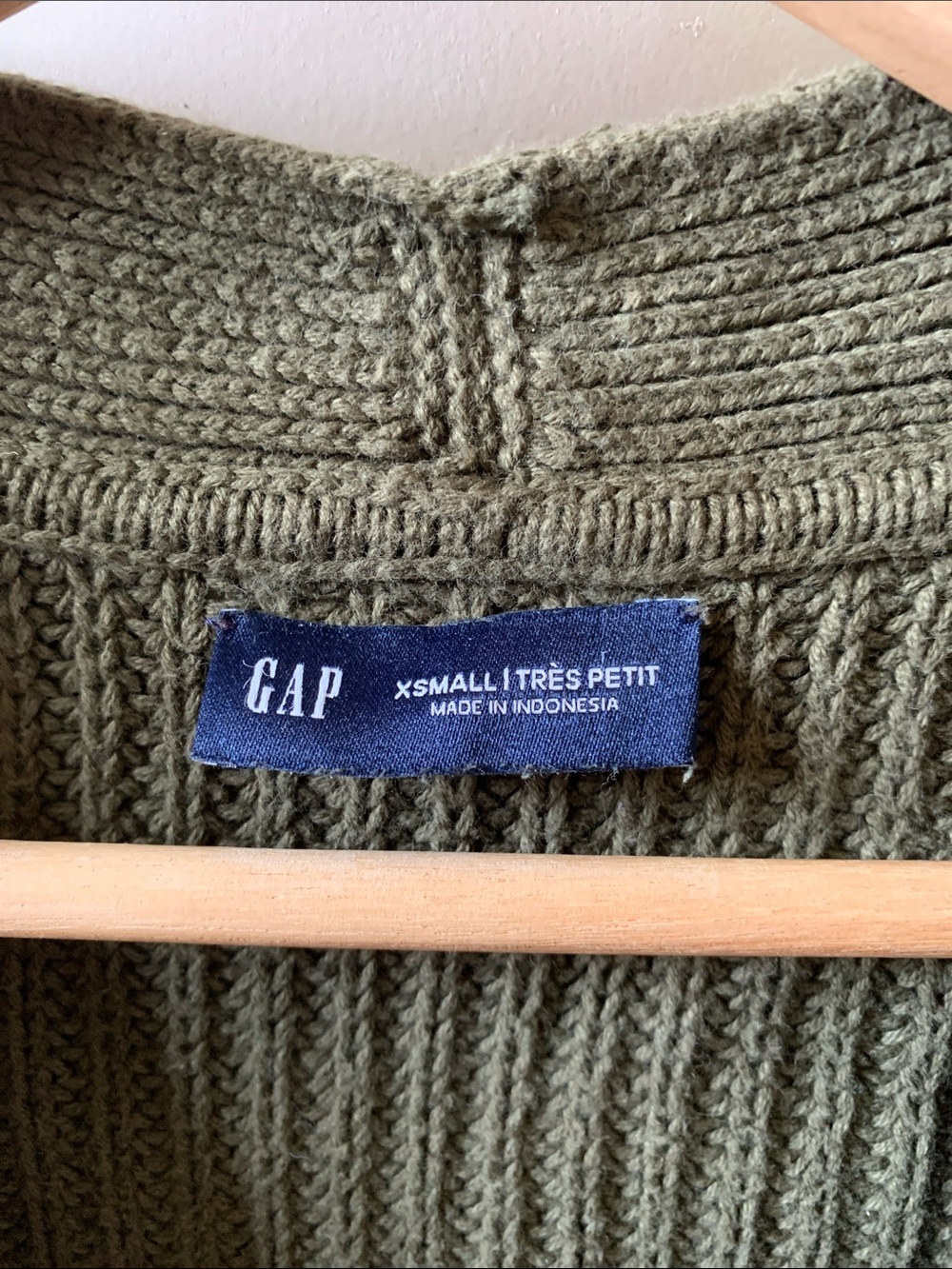 GAP Olive Ribbed Button-Front Cardigan - Picture 2 of 4